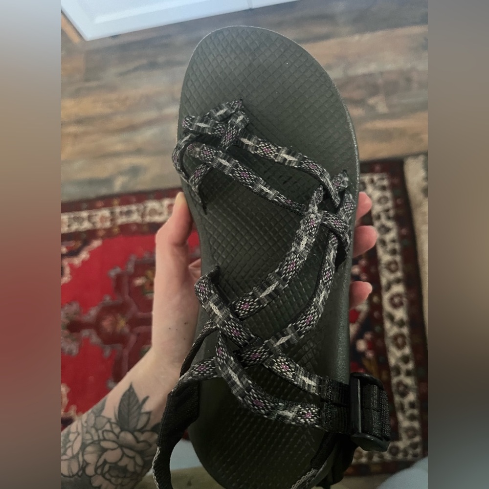 Women’s size 8 Chacos